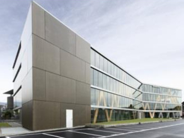 SWISSQUOTE BANK – GLAND